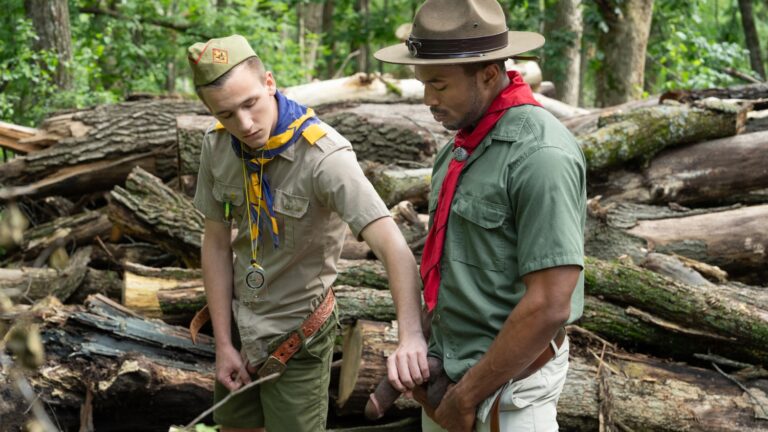 SCOUT ZAC Vol. 1 Taking a Leak